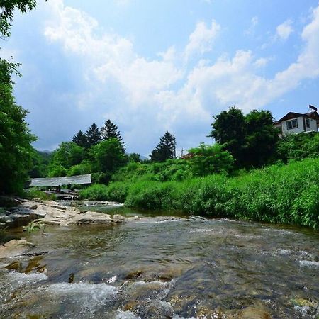 Hwacheon Tomato Pension Bagian luar foto