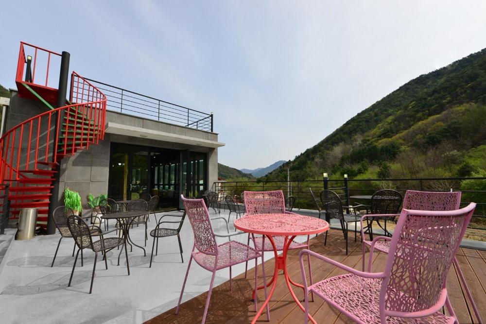 Hwacheon Tomato Pension Bagian luar foto